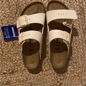 Brand new Birkenstock White Sandals 39